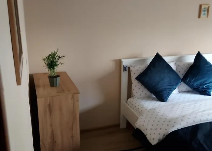 Apartment In-out *