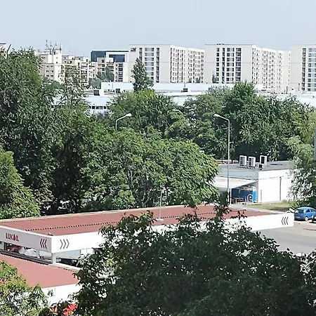 In-out Apartament Bukareszt